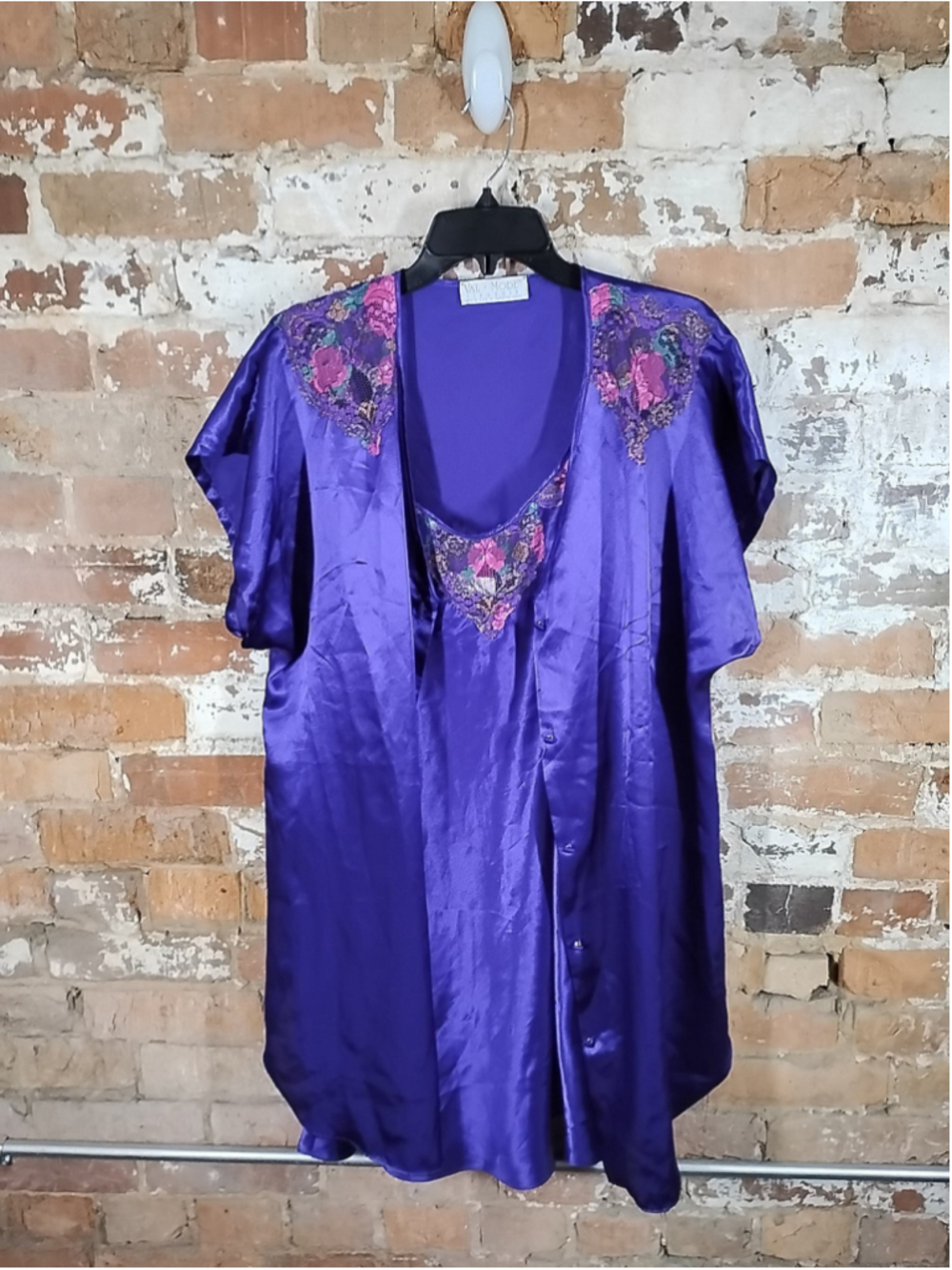 NEW VINTAGE SATINY PURPLE w/LACE VAL MODE LINGERIE PEIGNOIR NIGHTGOWN ROBE LARGE